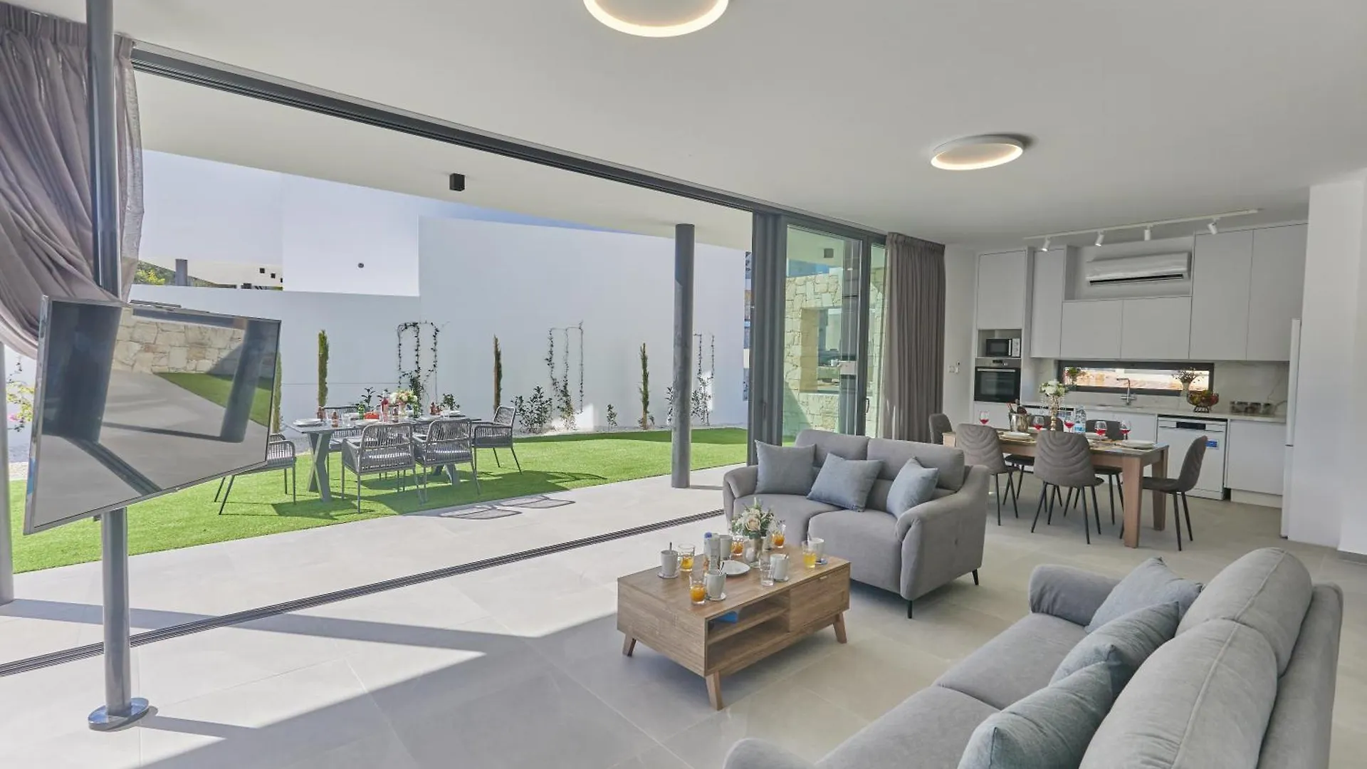 Elite Pearl Villas Protaras